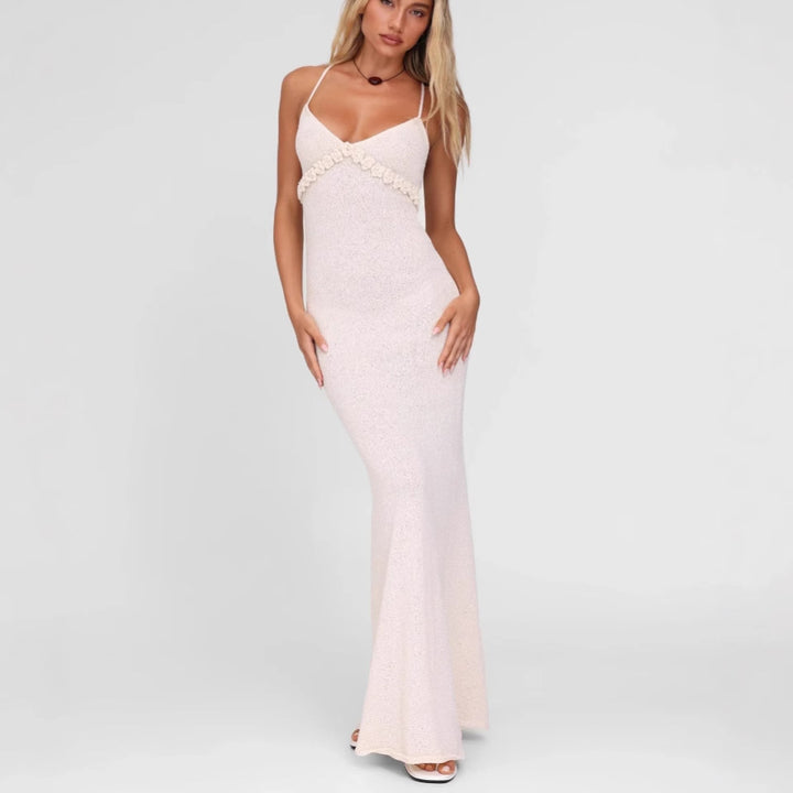 Damen Elegantes Maxikleid mit zartem Blumenakzent und figurbetontem Schnitt Echo Archiv