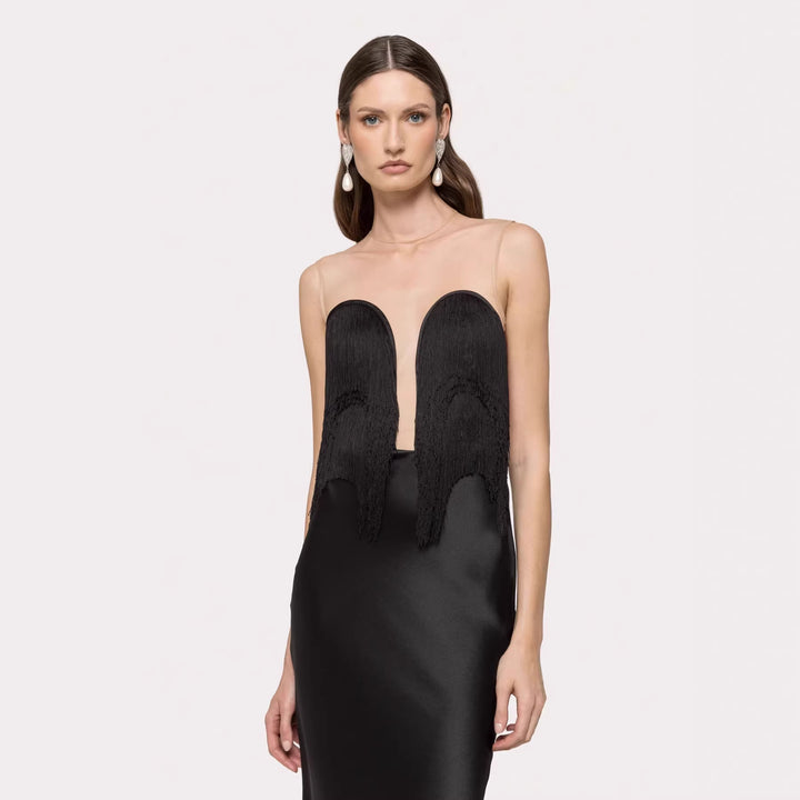 Damen Langärmliges Maxikleid mit tiefem V-Ausschnitt und fransierten Details Echo Archiv