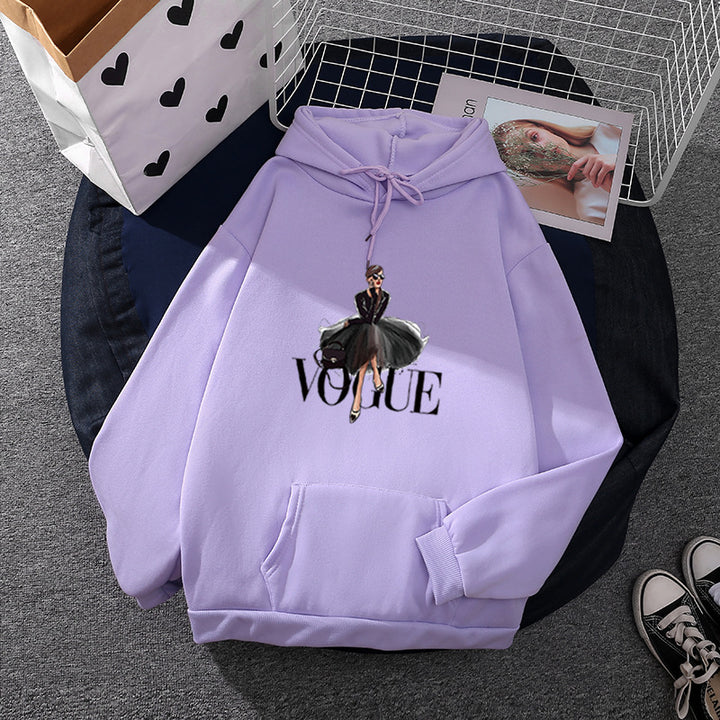 Damen modischer Kapuzenpullover mit Fashion-Illustration, geräumiger Eingrifftasche und kuscheligem Fleece – Auréline