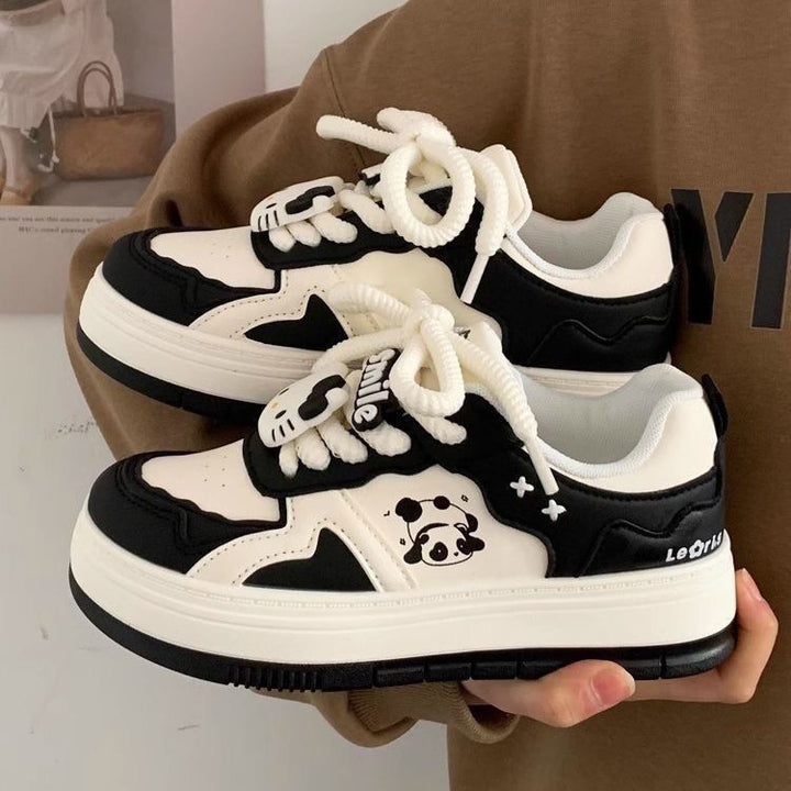Damen Chunky-Sneaker mit Panda-Motiv, gepolstertem Innenfutter und robuster Profilsohle – Névara