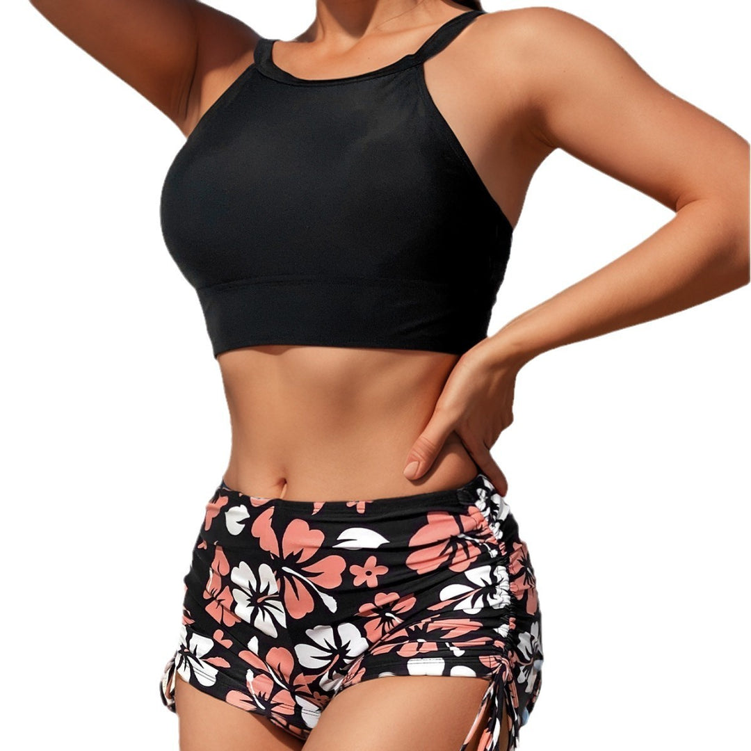Damen Sportliches Bikini-Set mit hochgeschlossenem Oberteil und Rüschenhose Echo Archiv