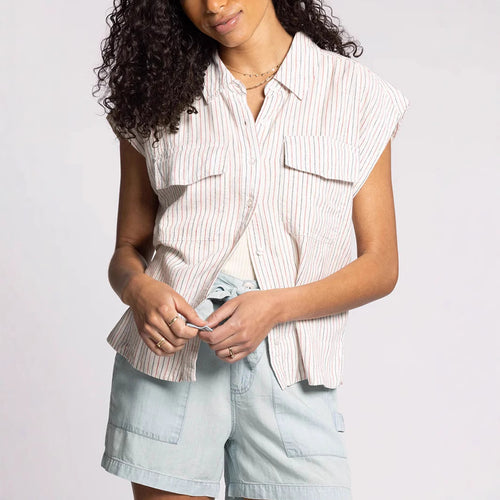 Damen Kurzarm Hemdbluse mit praktischen Pattentaschen Echo Archiv