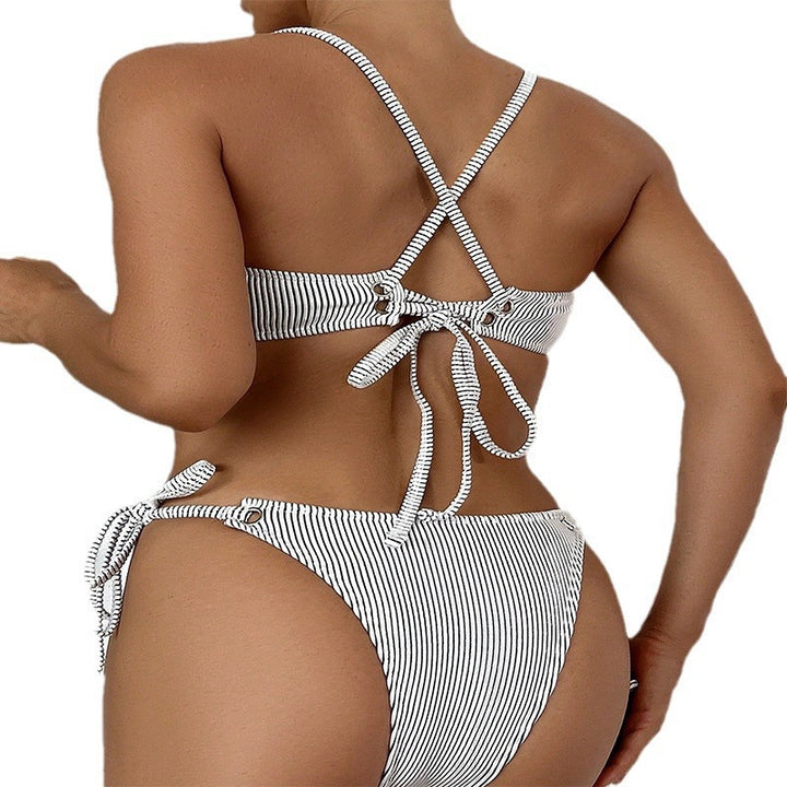 Damen Sportlicher Bikini mit modischen Bindebändern Echo Archiv