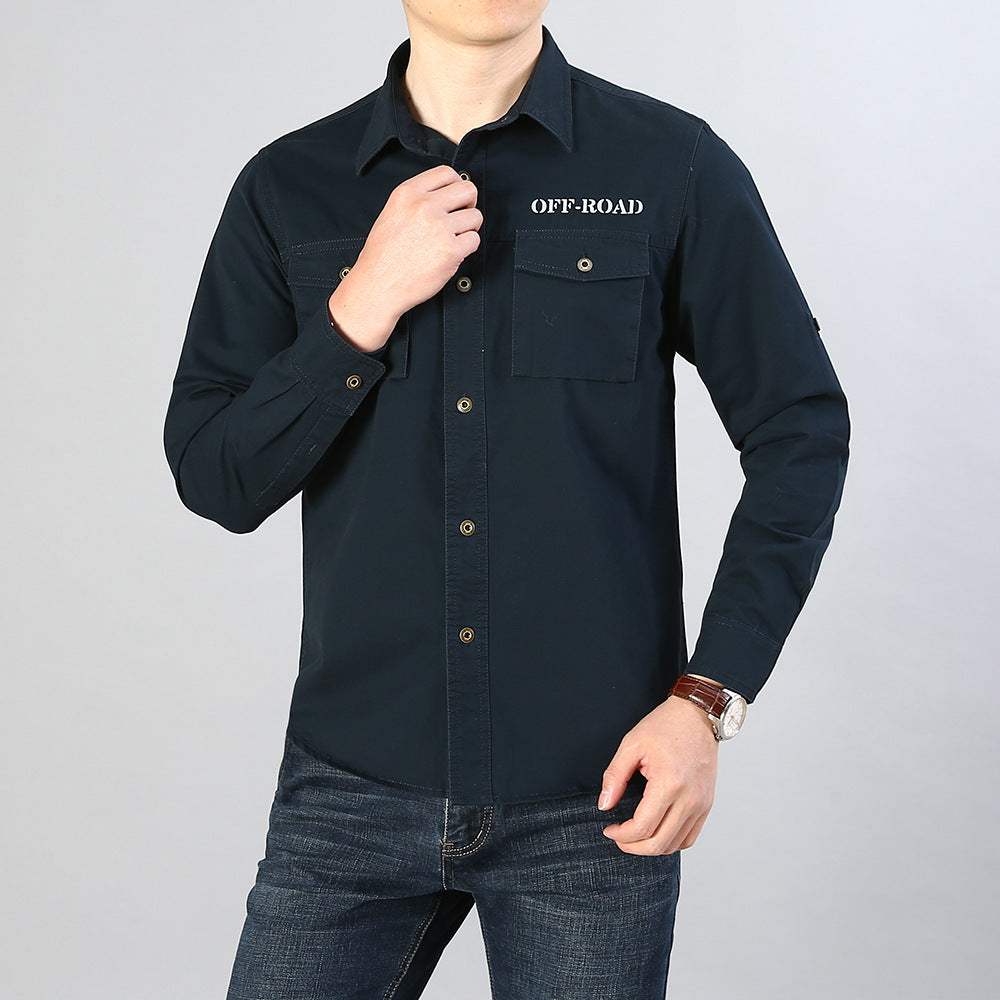 Herren Military-Hemd mit Brusttaschen, Ärmelrollfunktion und Off-Road-Print Echoarchiv