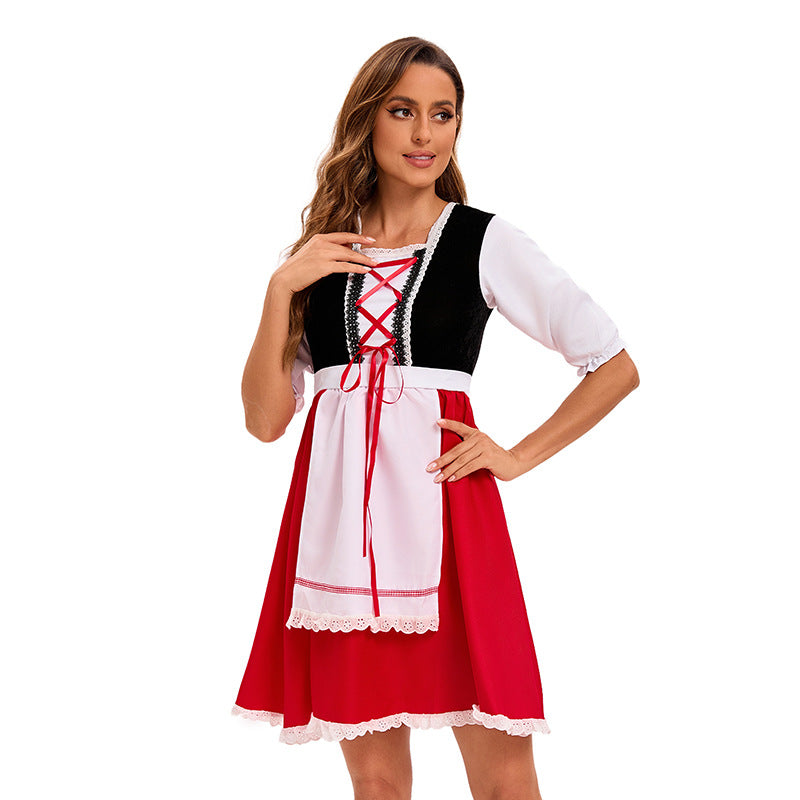 Damen nan Kapuzen-Cape Kostüm mit Schürzenkleid und romantischen Spitzenakzenten Echo Archiv