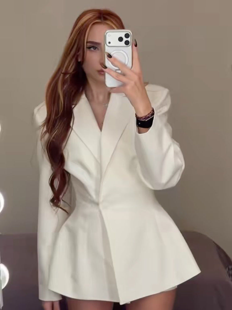 Damen tailliertes Blazer-Kleid mit skulpturaler Taille und ausgestelltem Saum Echoarchiv