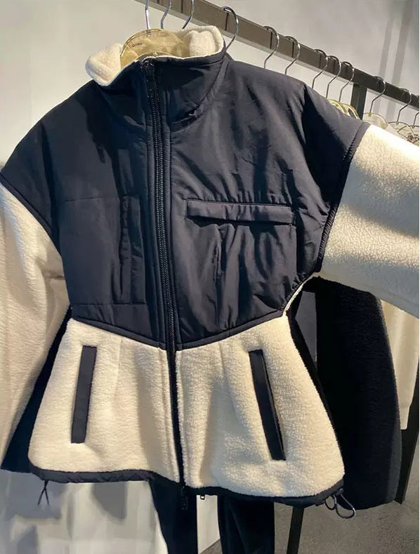 Damen Hybrid-Fleecejacke mit wattiertem Oberteil, Stehkragen und tailliertem Schößchen Echo Archiv