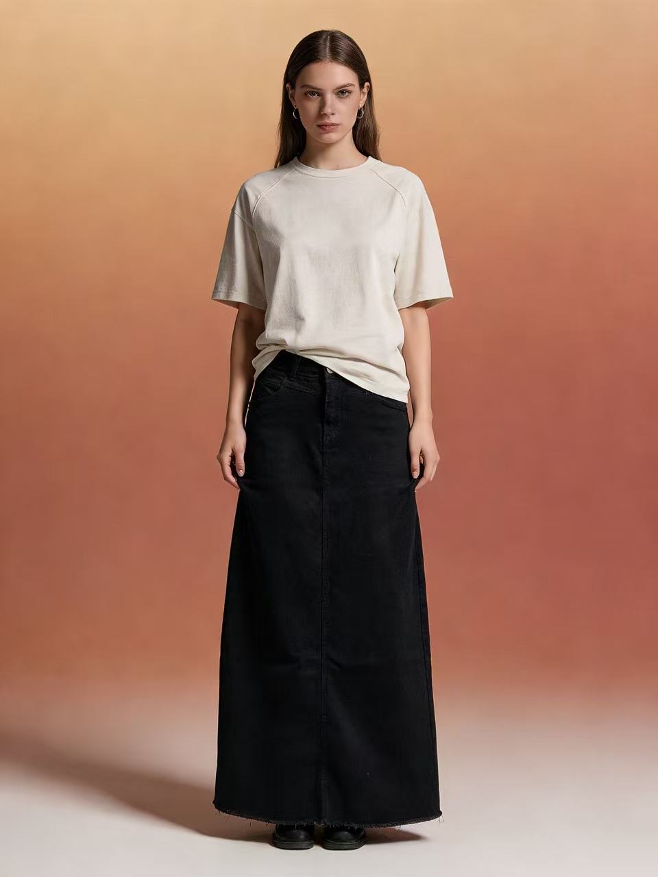 Damen nan langer High-Waist Denim-Maxirock mit gerader Silhouette und rohem Saum Echo Archiv