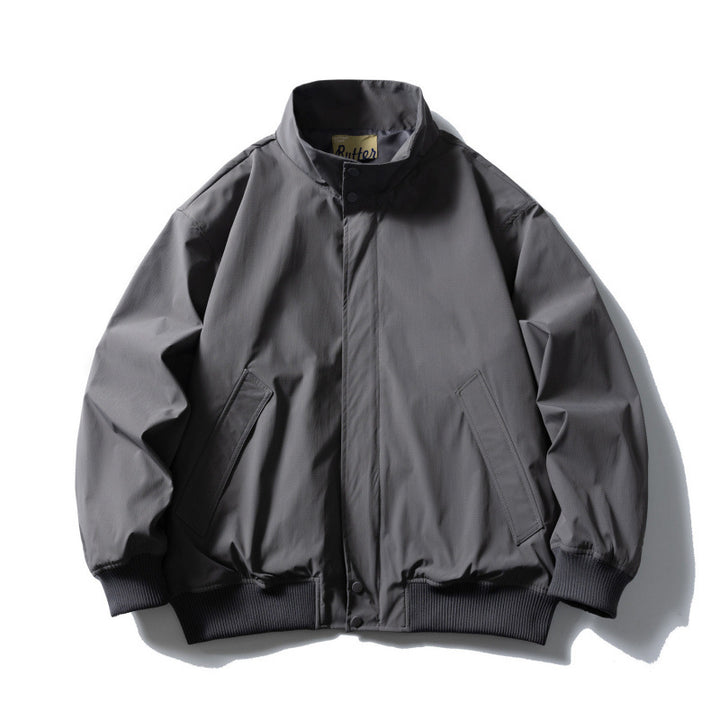Herren Boxy-Bomberjacke mit Stehkragen, verdeckter Druckknopfleiste und elastischen Rippbündchen Echo Archiv