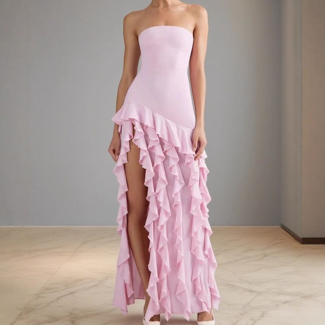 Damen Elegantes und asymmetrisches Abendkleid mit Rüschendetails Echo Archiv