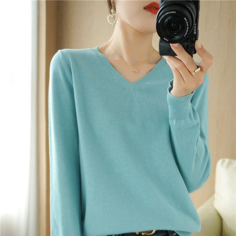 Damen Leichter V‑Ausschnitt Feinstrickpullover aus kaschmirweicher Baumwollmischung mit elastischen Rippbündchen Echoarchiv