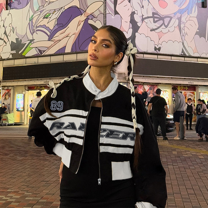 Damen Kurzgeschnittene Racer-Trainingsjacke mit Reißverschluss, sportlichem Print und elastischem Bund – Avérine