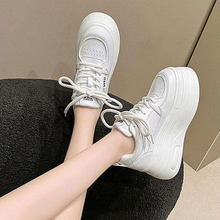 Damen Plateau Sneakers mit trendigem zweifarbigem Design und verstärkter Dämpfung Echo Archiv