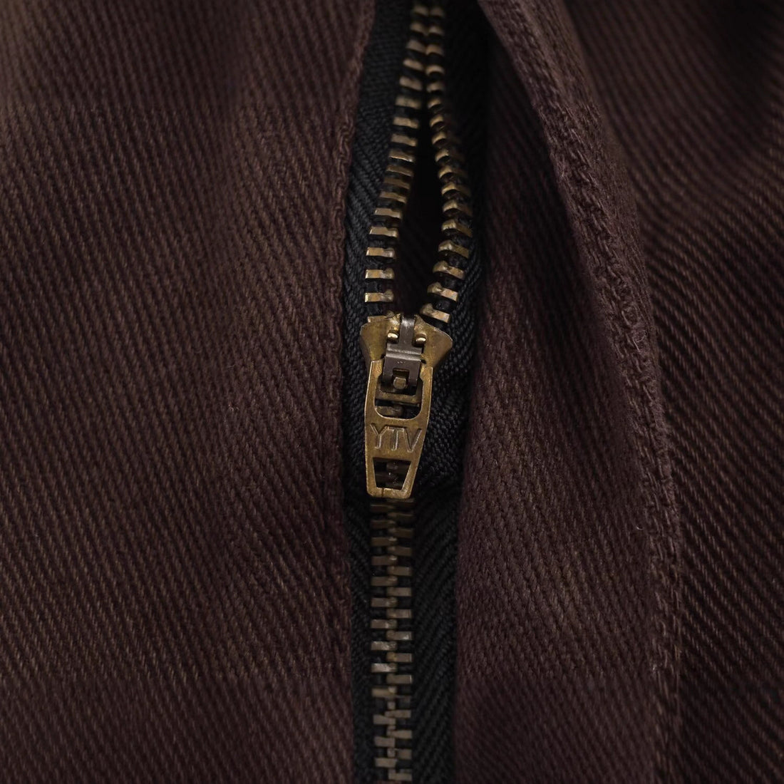 Damen Weite High‑Waist Fünf‑Taschen‑Hose aus Canvas mit geradem Bein Echoarchiv