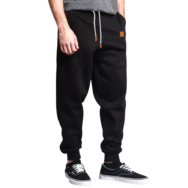Herren Slim-Fit Jogginghose mit elastischem Bund, Kordelzug und schmalem Beinabschluss Echoarchiv