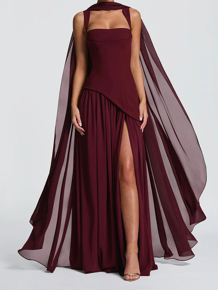 Damen Elegantes Maxikleid mit asymmetrischem Schnitt und fließendem Cape Echo Archiv