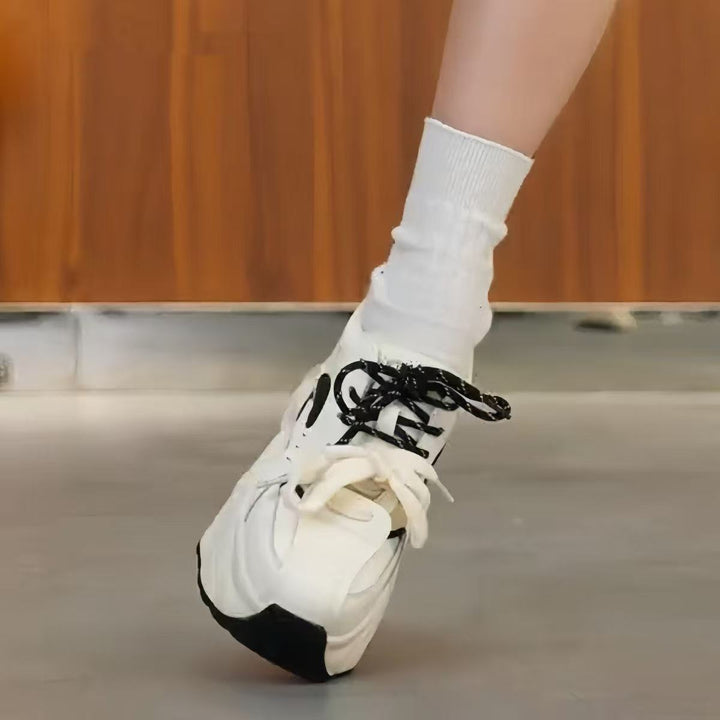 Damen Chunky Sneaker mit innovativem Dämpfungssystem und atmungsaktiver Oberflächenstruktur Echo Archiv