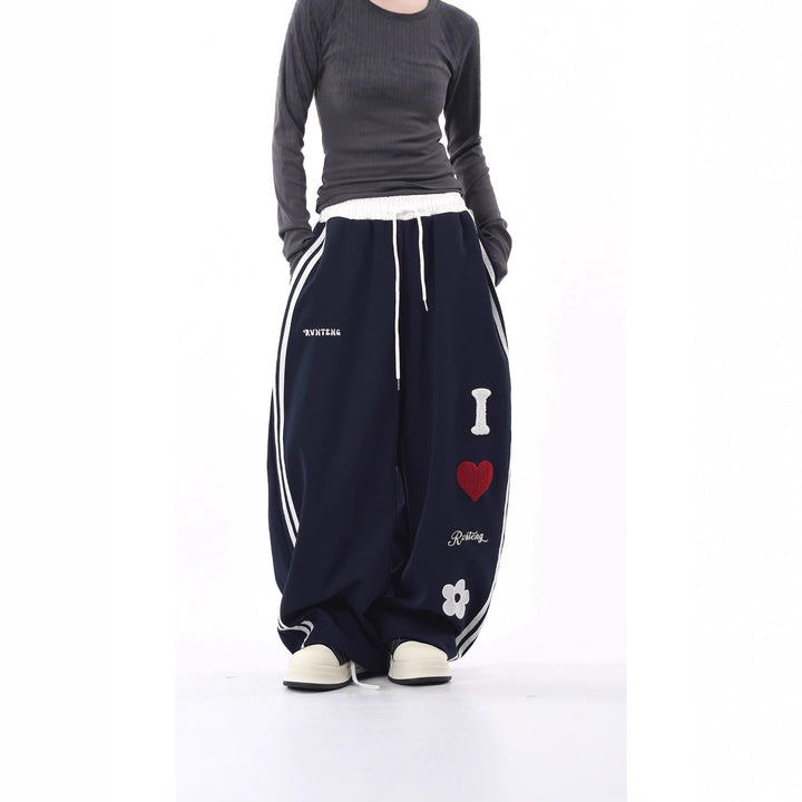 Damen Lässige Sporthose mit einzigartigen Stickereien Echoarchiv