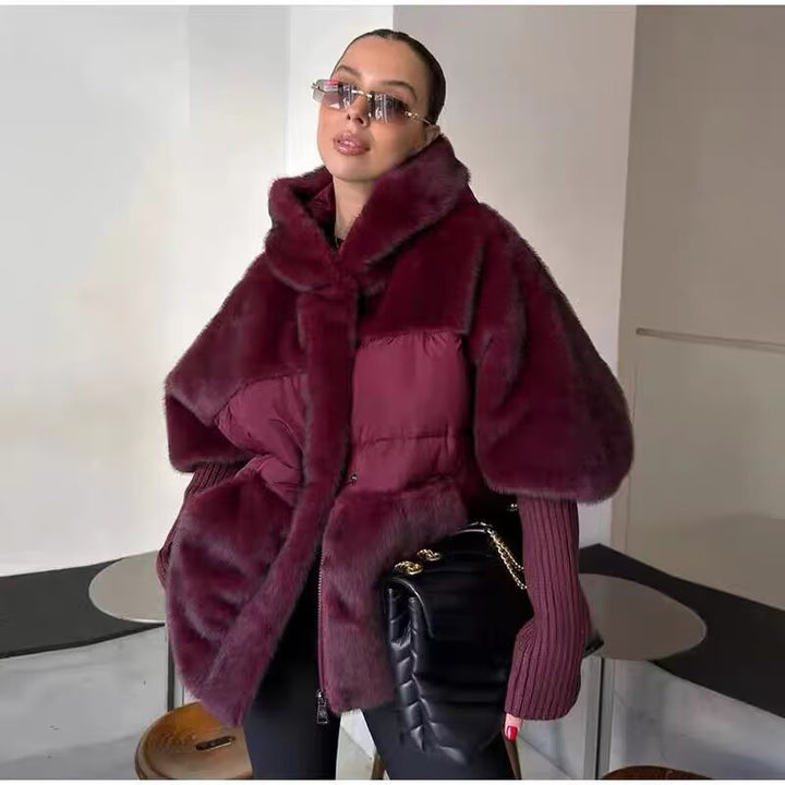 Damen Gefütterte Kurzjacke mit Kunstfell‑Einsatz, Kapuze und Rippbündchen Echoarchiv