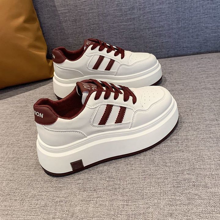 Damen Plattform Sneakers mit verstärkter Dämpfung und sportlichem Design Echo Archiv