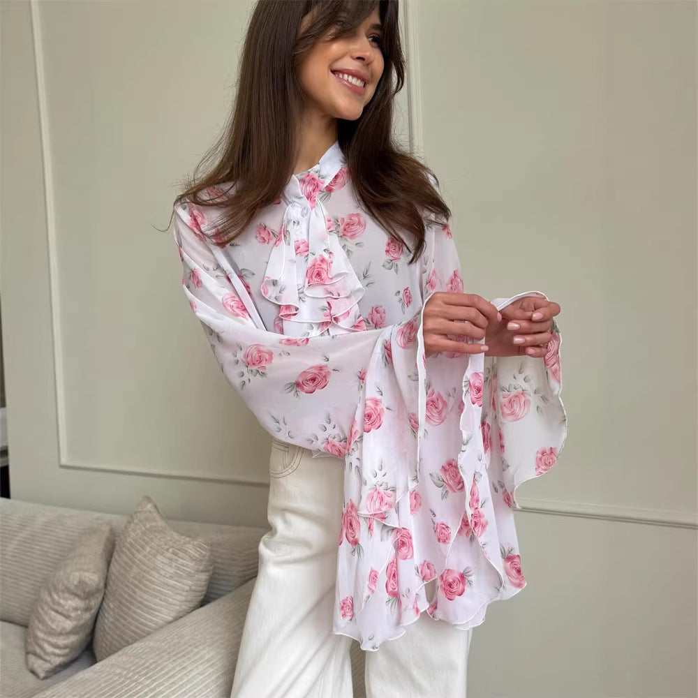 Damen Chiffon-Bluse mit Rosendruck, Volantstufen und Glockenärmeln Echoarchiv