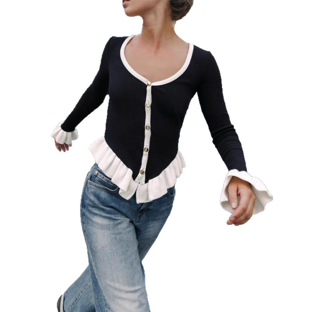 Damen Gerippte Strickjacke mit Volant-Saum, Zierknöpfen und Rüschenmanschetten Echoarchiv
