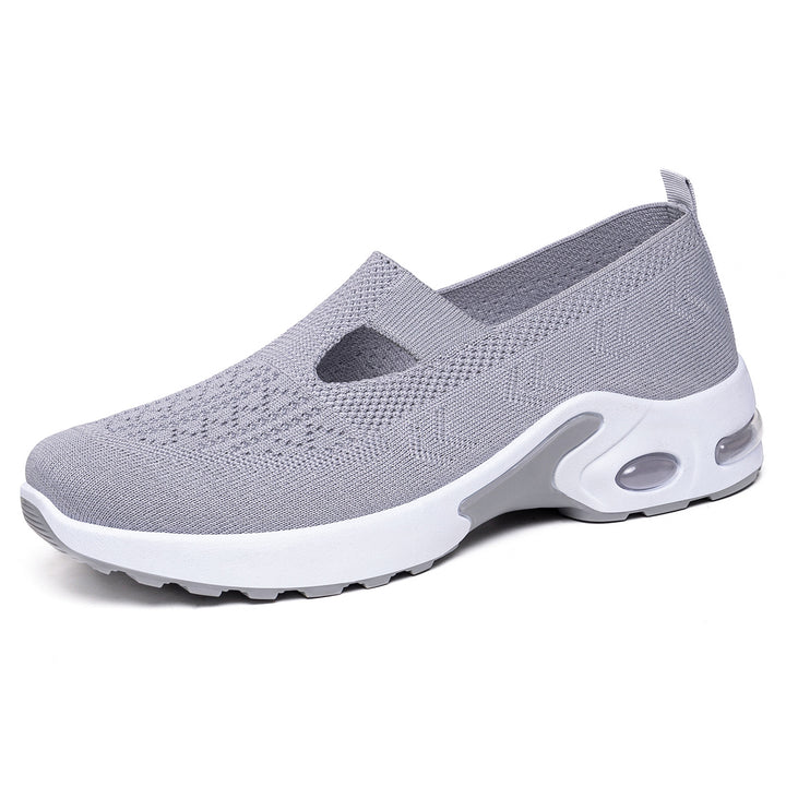 Damen nan gestrickter Schlupf-Sportslipper mit elastischem Einstieg, Cut-Out-Detail und sichtbarer Luftdämpfung Echo Archiv