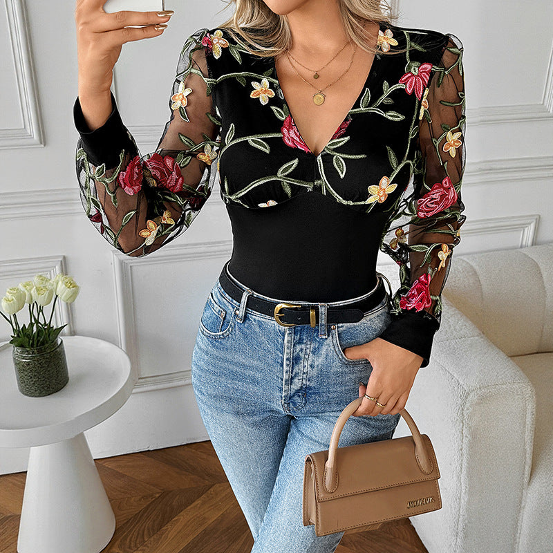 Damen Elegante Bluse mit floralen Spitzenärmeln Echo Archiv