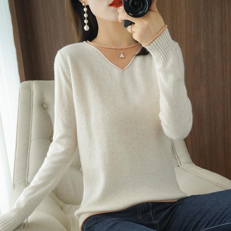 Damen Weicher V‑Ausschnitt-Pullover aus Kaschmir‑Look mit kontrastierter Kantenverzierung Echoarchiv