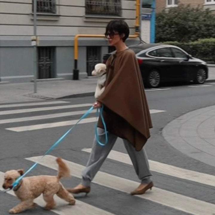Damen Oversize Cape Mantel aus Wollmix mit hohem Stehkragen und Lederlaschen Echoarchiv