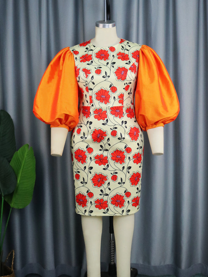 Damen figurbetontes Kleid mit voluminösen Puffärmeln und floralem Design Echo Archiv