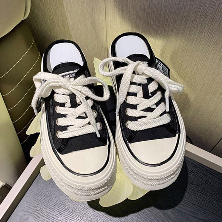 Damen Lässige Canvas-Sneaker mit strapazierfähigem Obermaterial und unverwechselbarem Design Echo Archiv