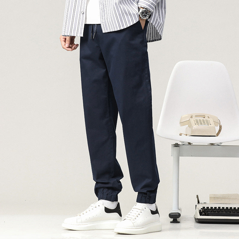 Herren bequeme Jogginghose mit elastischem Bund und seitlichen Taschen Echoarchiv