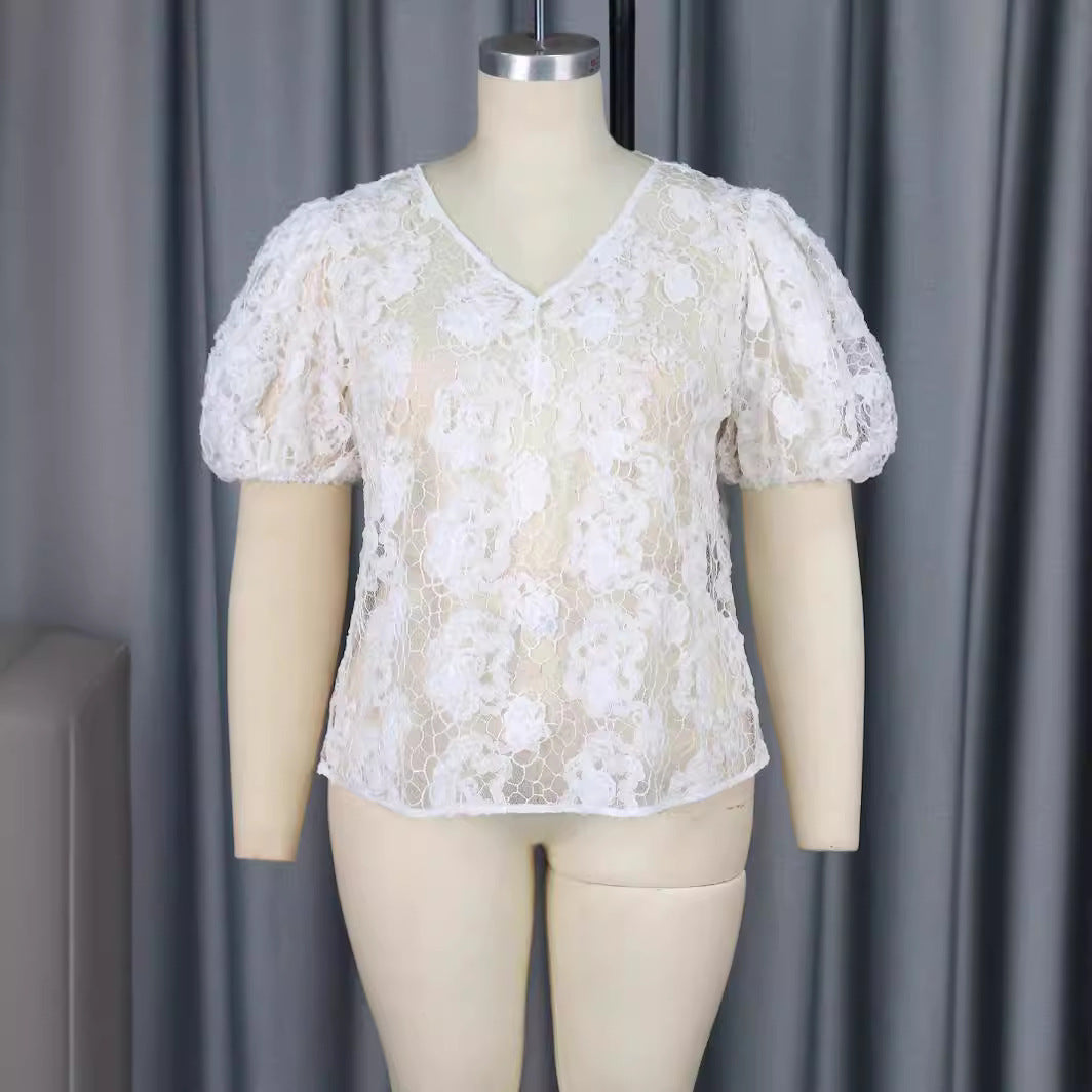 Damen Bluse mit romantischen Spitzenärmeln und floralem Muster Echo Archiv