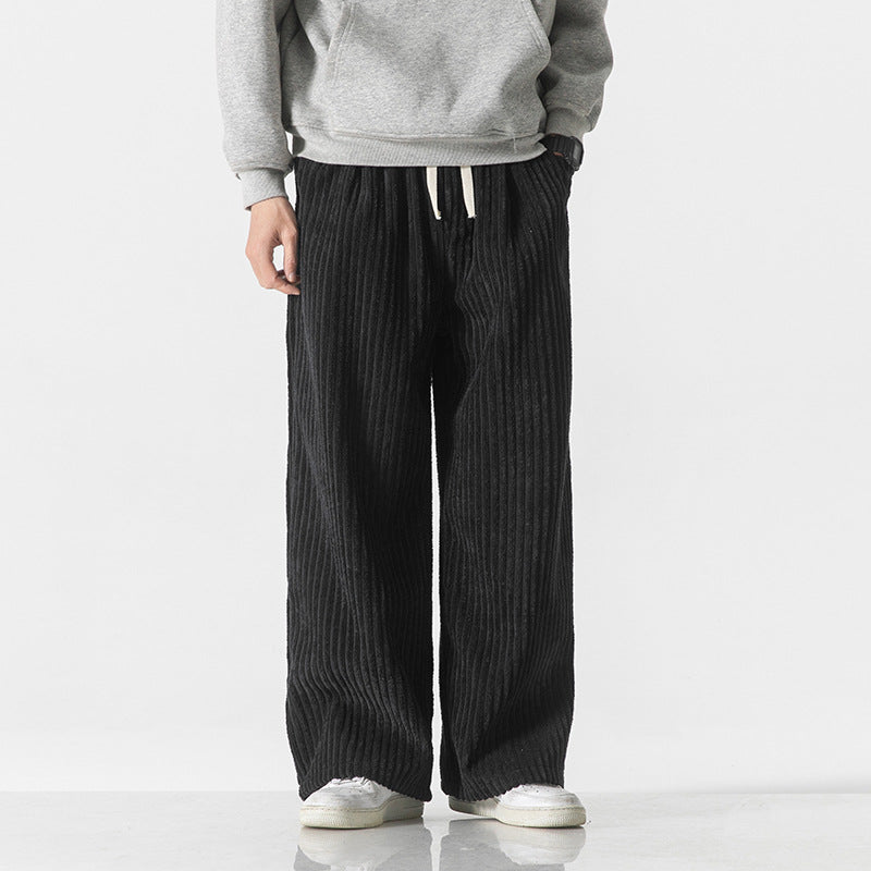 Herren Weit geschnittene Cordhose mit Tunnelzugbund und markanter Rippenstruktur Echo Archiv