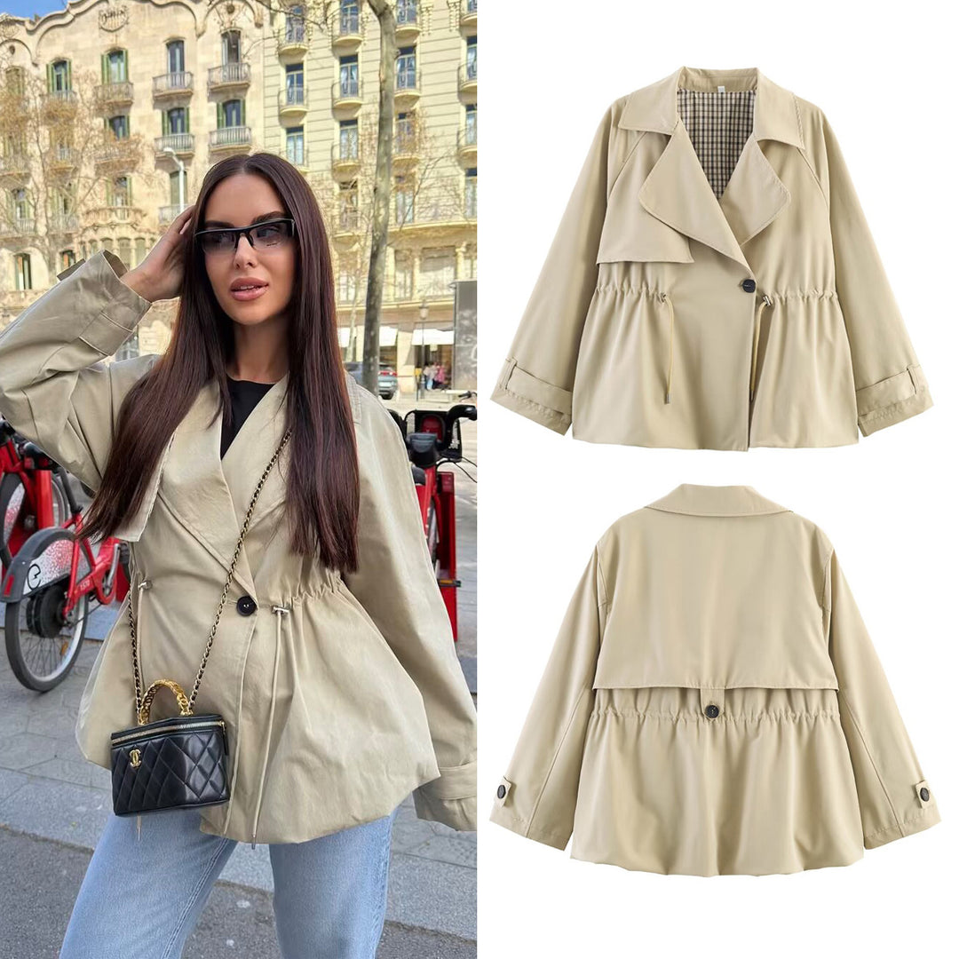 Damen Kurzer Trenchcoat mit Kordelzug-Taillierung Echo Archiv