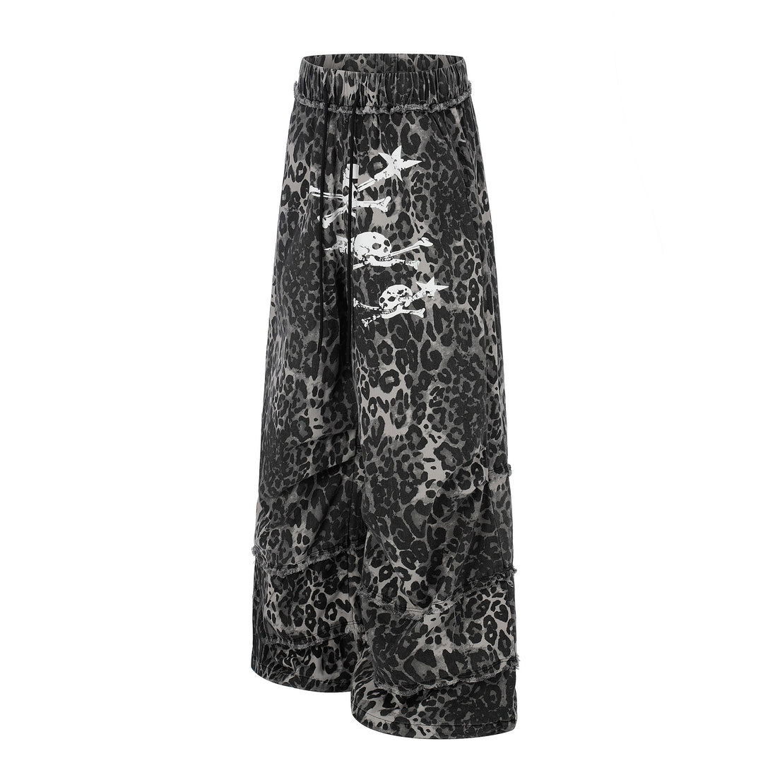 Damen Weite Cargo-Culotte-Shorts mit Fransenstufen und Totenkopf-Print Echoarchiv