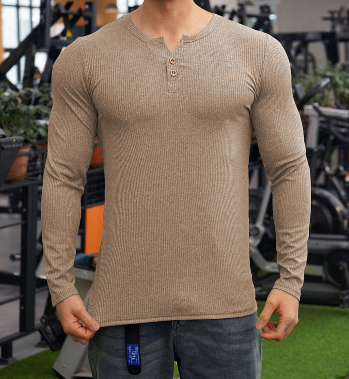 Herren Langarmshirt mit strukturiertem Design und Knopfleiste Echoarchiv