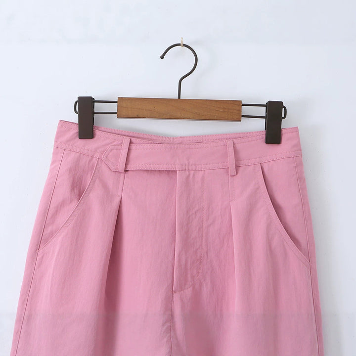 Damen weite Highwaist-Hose mit Bügelfalte, Bundfalten und geradem Bein – Avélisse