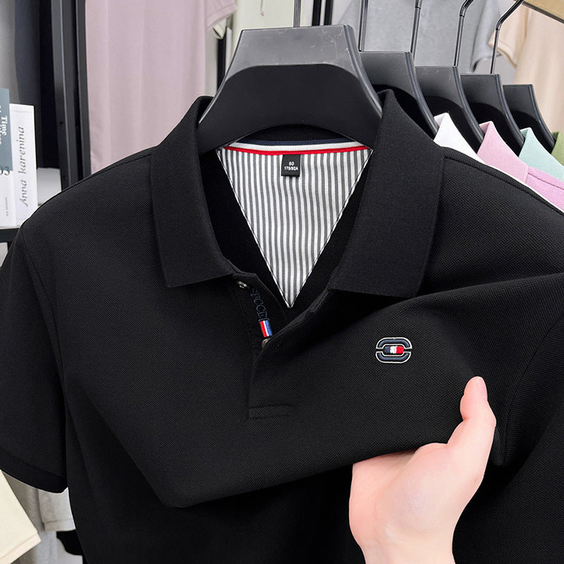 Herren Polohemd mit strukturiertem Piqué-Stoff und eleganter Knopfleiste Echoarchiv