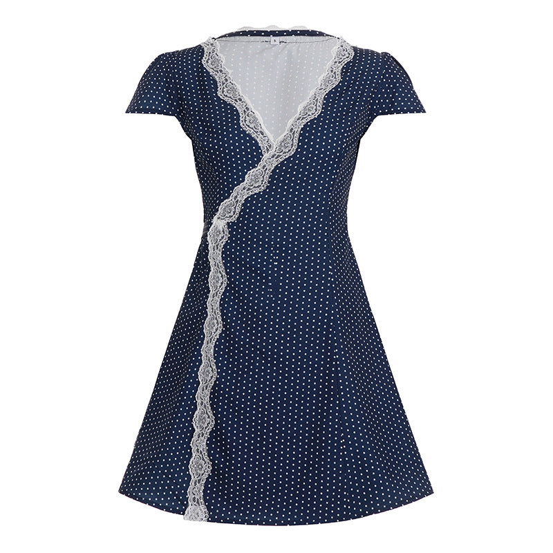 Damen Polka Dot Wickelkleid mit Spitzenakzenten Echo Archiv