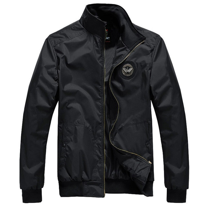 Herren Übergangsjacke im sportlichen Design mit hohem Stehkragen und praktischen Taschen Echoarchiv