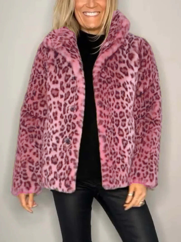 Echoarchiv | Mantel - Kunstpelz - Oversized Fit - Reverskragen - Leopardenprint