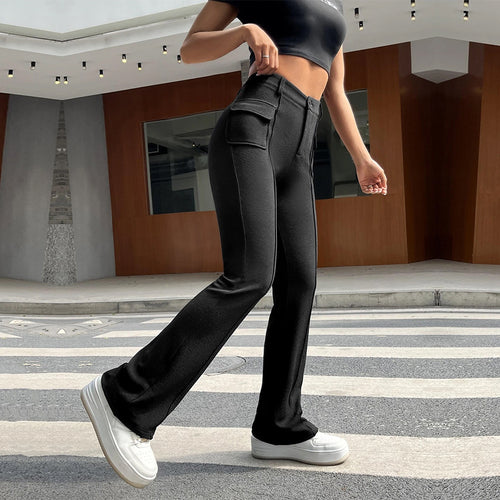 Damen hochgeschnittene Cargo-Hose mit frontnaht, ausgestelltem Bein und aufgesetzten Pattentaschen – Avélisse