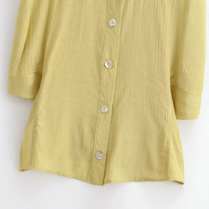 Damen Leichtes Crinkle-Blusen-Shirt mit Knopfleiste und gerafften Ballonärmeln Echo Archiv