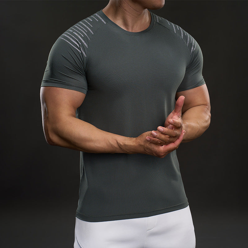 Herren Funktionales Fitness-T-Shirt mit innovativen Belüftungszonen Echoarchiv