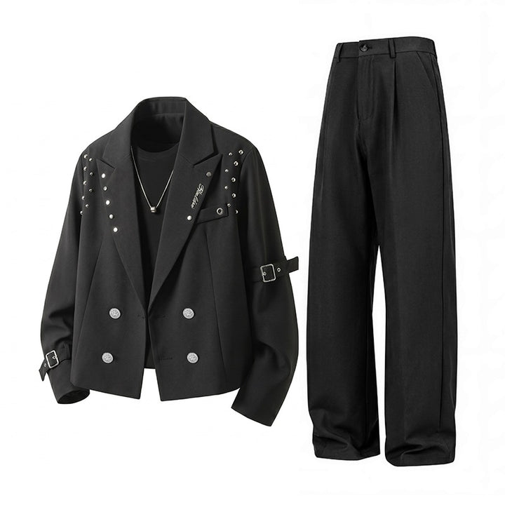 Herren Kurzblazer-Jacke im Rockigen Biker‑Look mit Nietenbesatz, Doppelreiher & Ärmel-Schnallen Echoarchiv