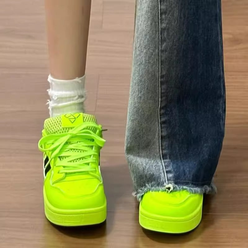 Damen Trendige Sneakers mit reflektierenden Akzenten und dämpfender Sohle Echo Archiv