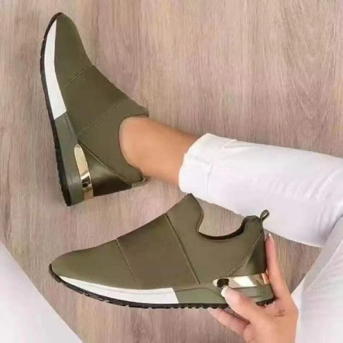 Damen Keil-Sneaker mit elastischem Schlupfdesign und metallischer Fersenkappe Echo Archiv