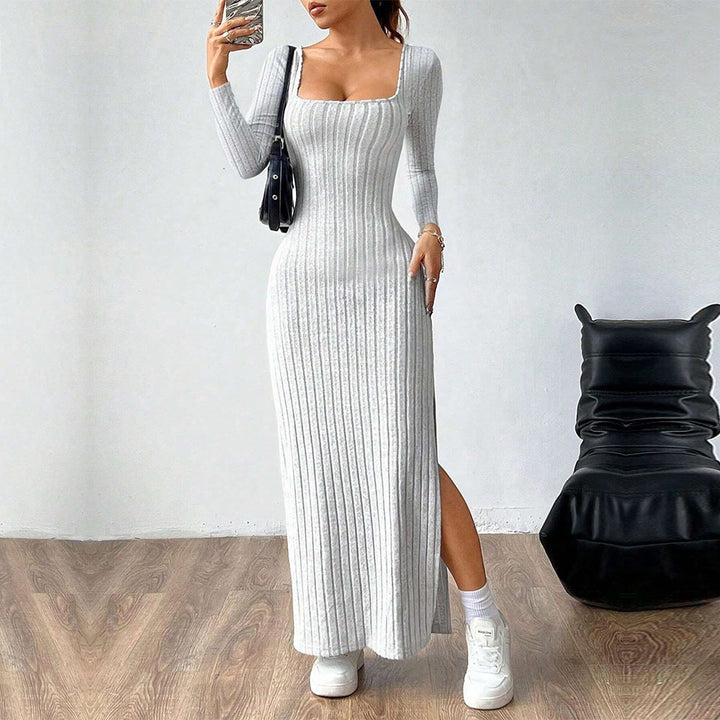 Damen figurbetontes geripptes Maxikleid mit quadratischem Ausschnitt und seitlichem Beinschlitz – Valéora